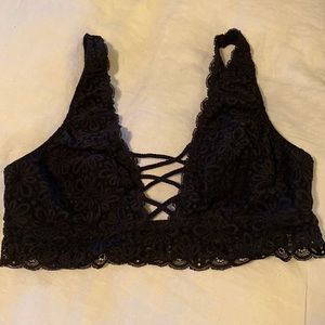 NWOT Victoria’s Secret lace bralette